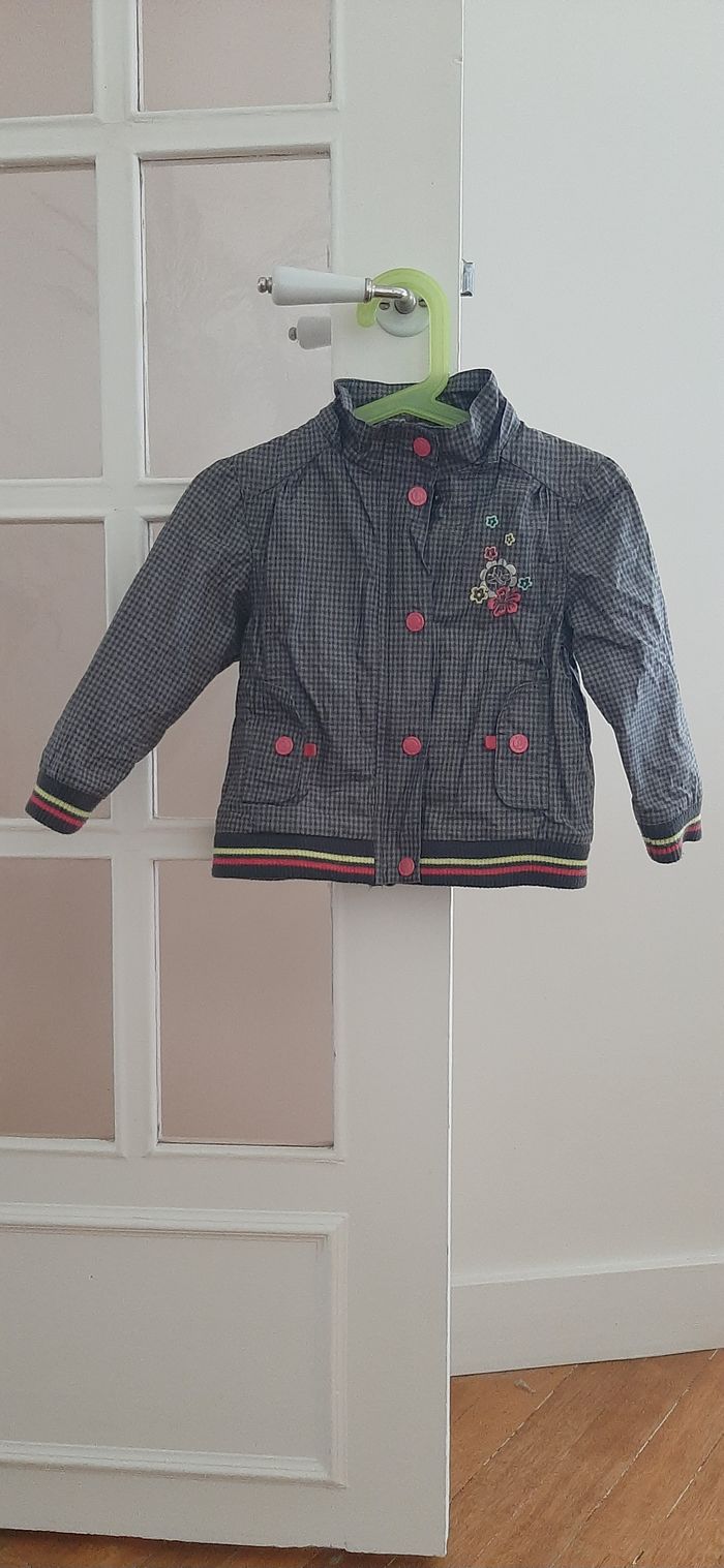 Veste/imperméable fille 2 ans