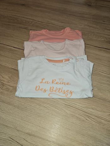 Lot t shirt ML 18 mois