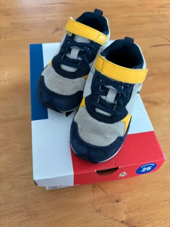 Baskets - Le Coq Sportif - Pointure 25