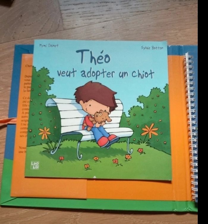 Livre et livret j'ai adopté un chien - photo numéro 3