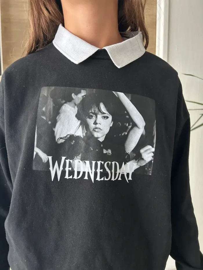 Pull fille, mercredi Addams. - photo numéro 4