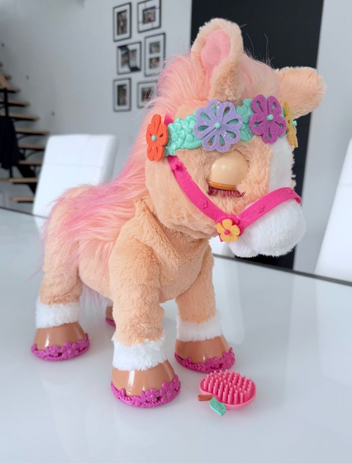 Superbe poney interactive FurReal Cannelle