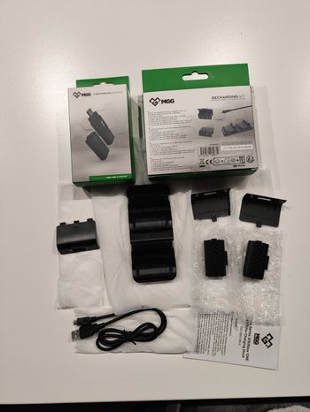 Pack Station de Charge + 4 batteries rechargeables + 1 câble pour manette Xbox - Dock Support