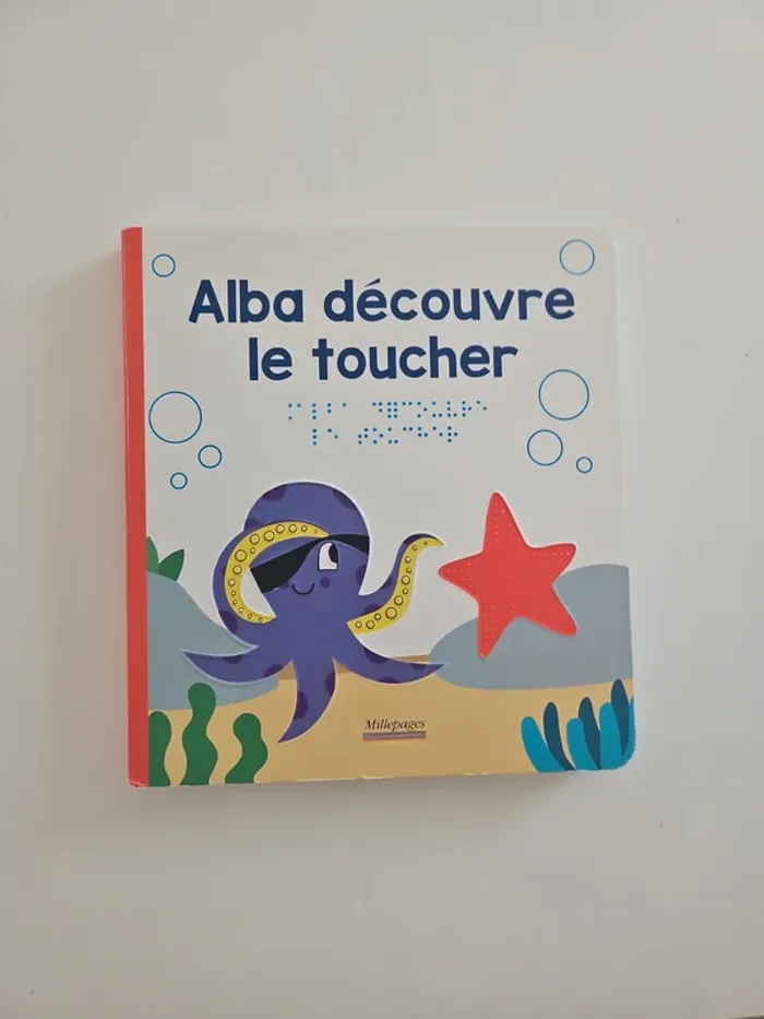 Livre Alba découvre le toucher