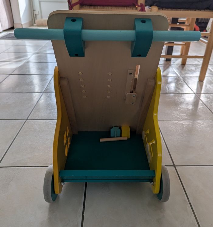 Pousse pousse en bois - photo numéro 4