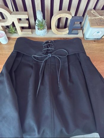 Magnifique jupe ZARA noir 