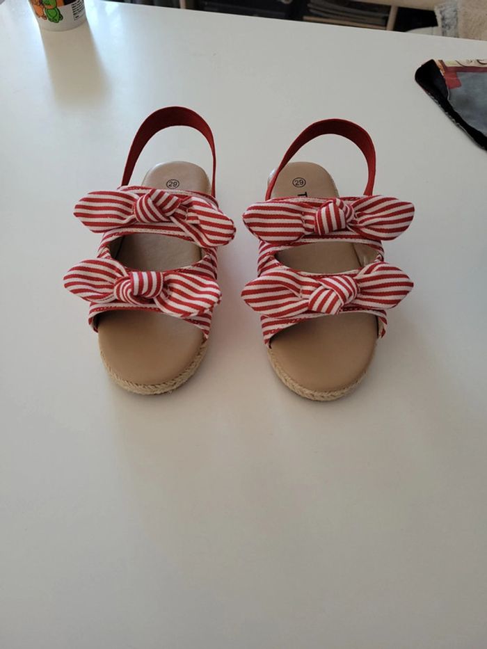 Sandales taille 29