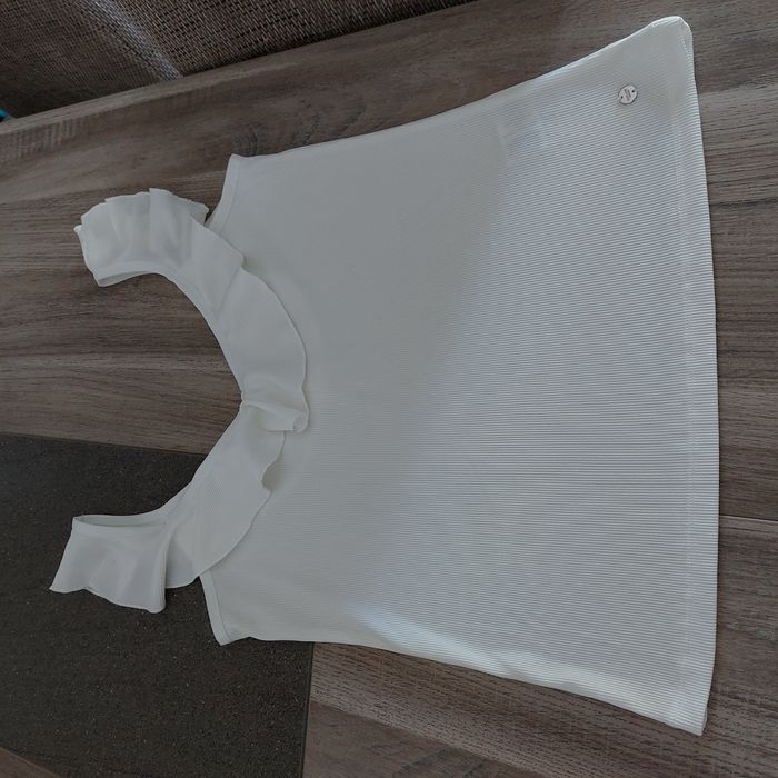 Débardeur teeshirt large col rond - photo numéro 2