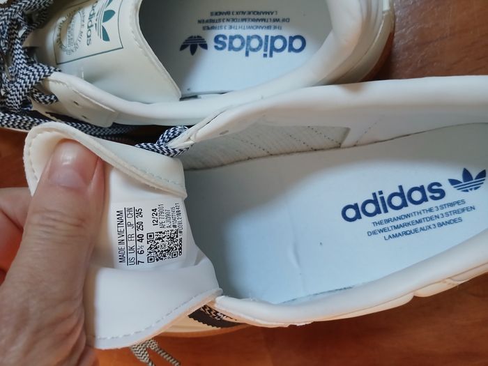 Paire de baskets Adidas samba bleu/blanc neuves T40 neuves sans boite - photo numéro 6