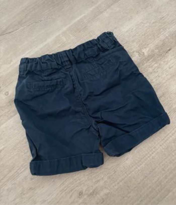 Lots 4 shorts - photo numéro 8