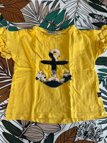 TEE shirt