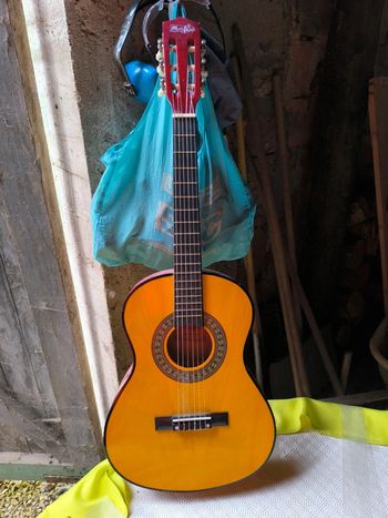 Guitare acoustique classique pour enfant 34 pouces music alley