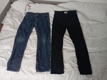 Lot jean bleu et pantalon noir réglable Kiabi 9 ans 6€