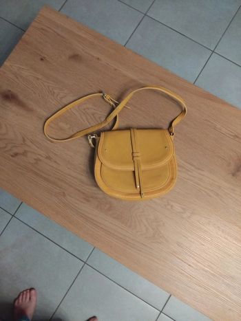 Sac bandoulière moutarde