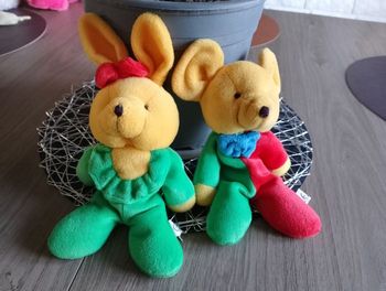 2 doudous avec grelots