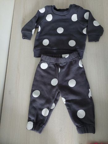 Ensemble gris fille 6/8 mois