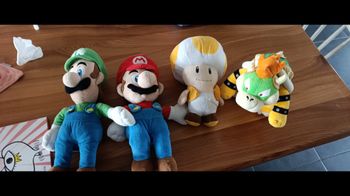 Lot peluches Mario