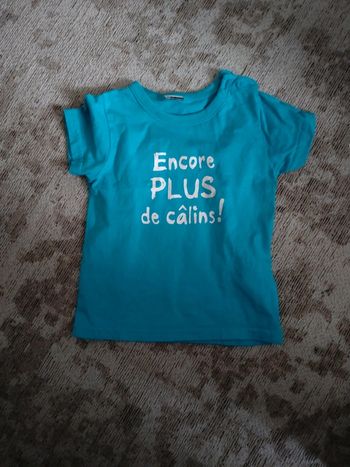 T shirt Tao taille 18 mois