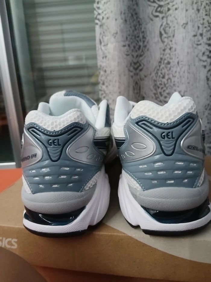 Asics Gel Kayano 14 Taille 39 - photo numéro 4