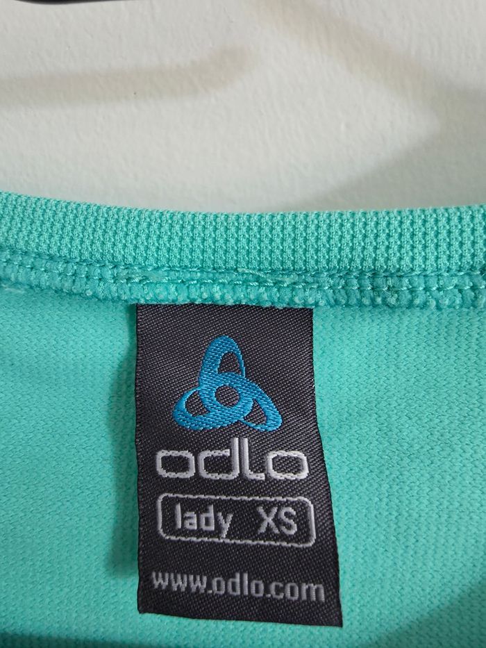 T-shirt de sport vert d'eau Odlo taille XS - photo numéro 4