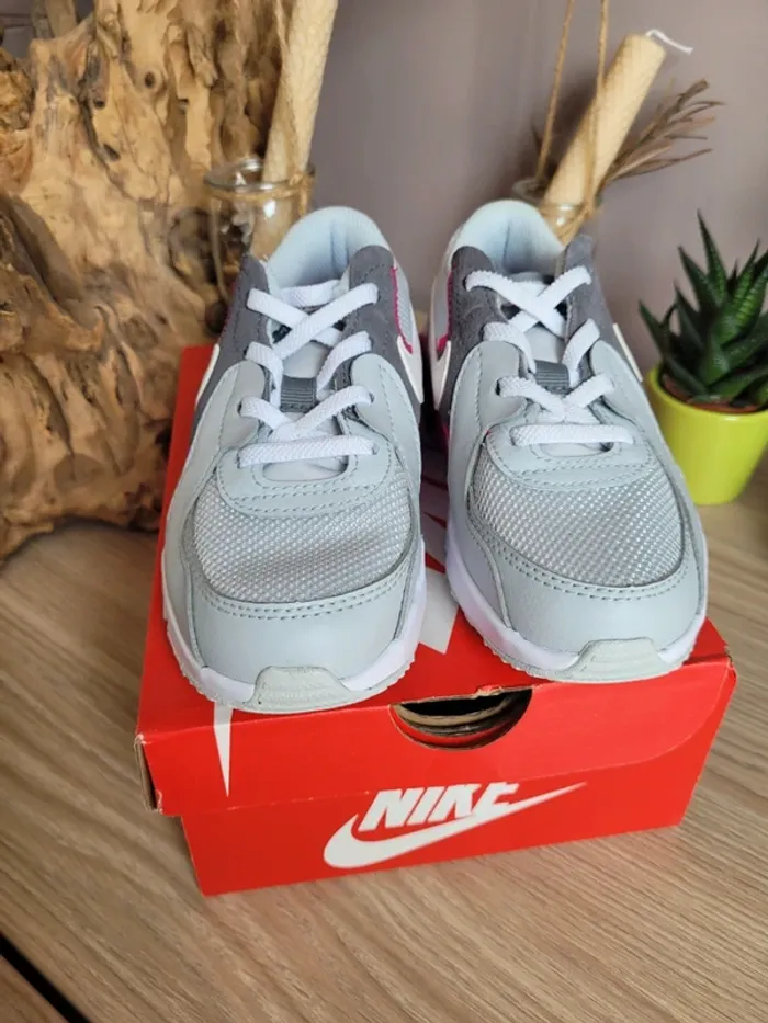 Nike air max pointure 29,5 neuves - photo numéro 3