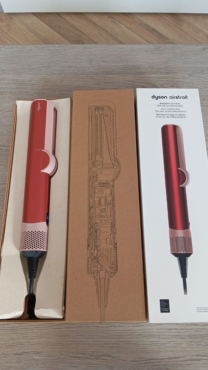 Dyson ,lisseur ,sèche-cheveux