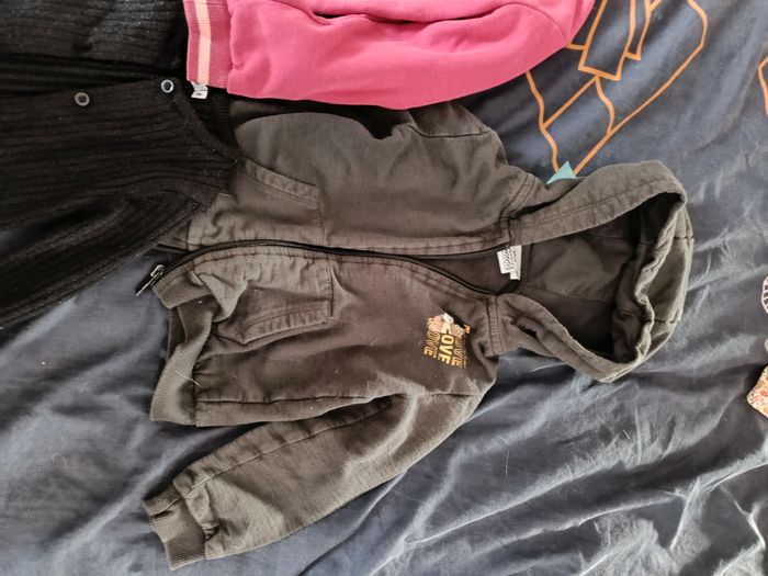 Lot de 3 gilets 4 ans fille - photo numéro 5