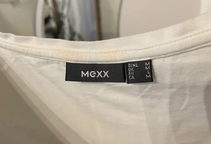 T-shirt avec motif décaler t 38 marque Mexx - photo numéro 2