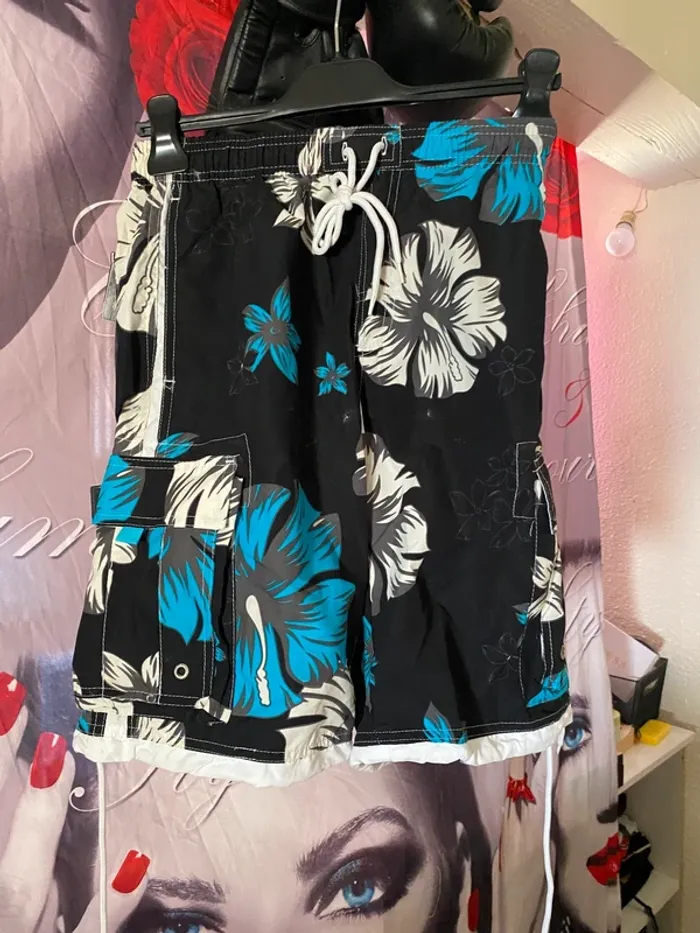 ref 622 Short de plage homme