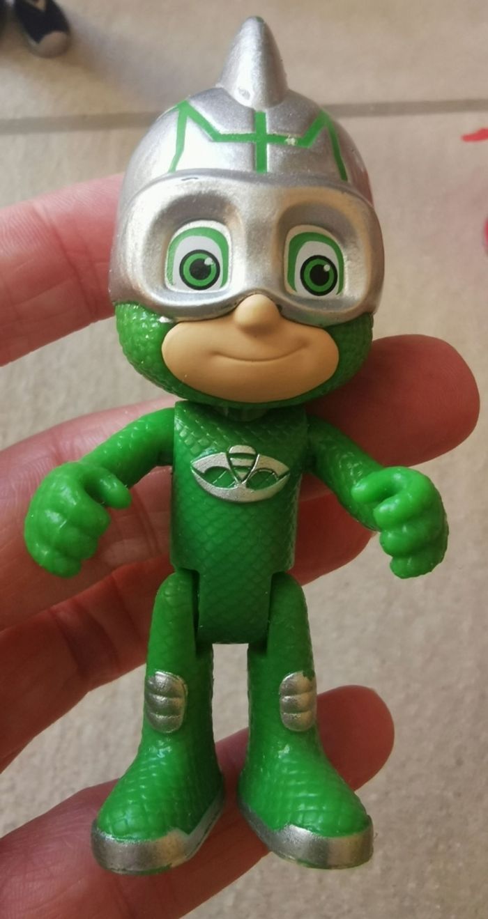 Pyjamasques - 3 voitures + 3 personnages - photo numéro 3