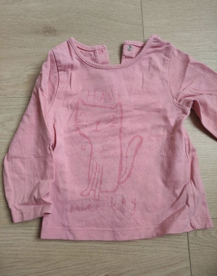 Tee-shirt manches longues taille 12 mois