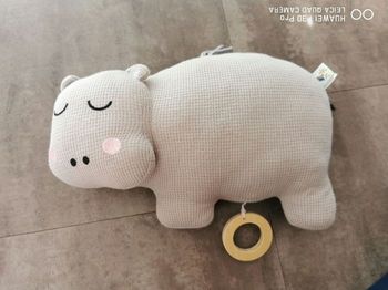 Peluche  musicale hippopotame