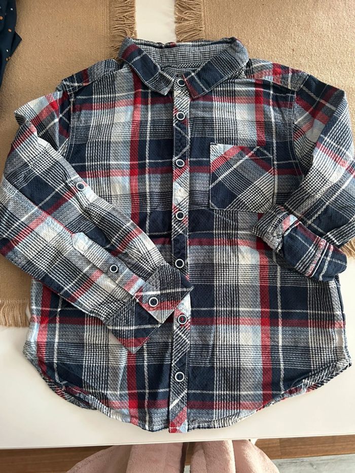 Chemise à carreaux