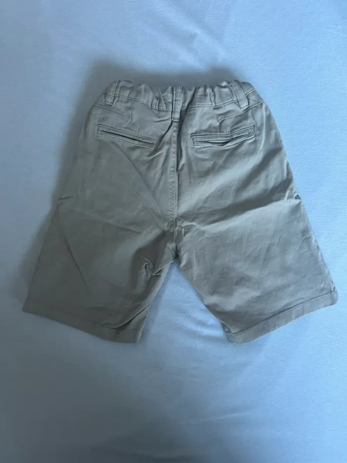 Short habillé beige Zara 7 ans - photo numéro 2