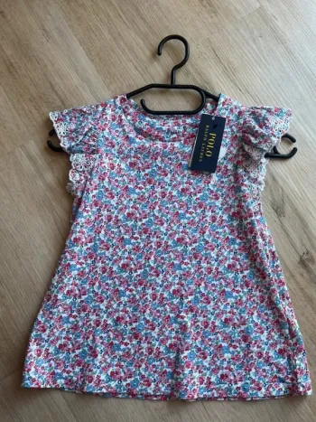 T-shirt Ralph Lauren Fleurs taille S - 7ans