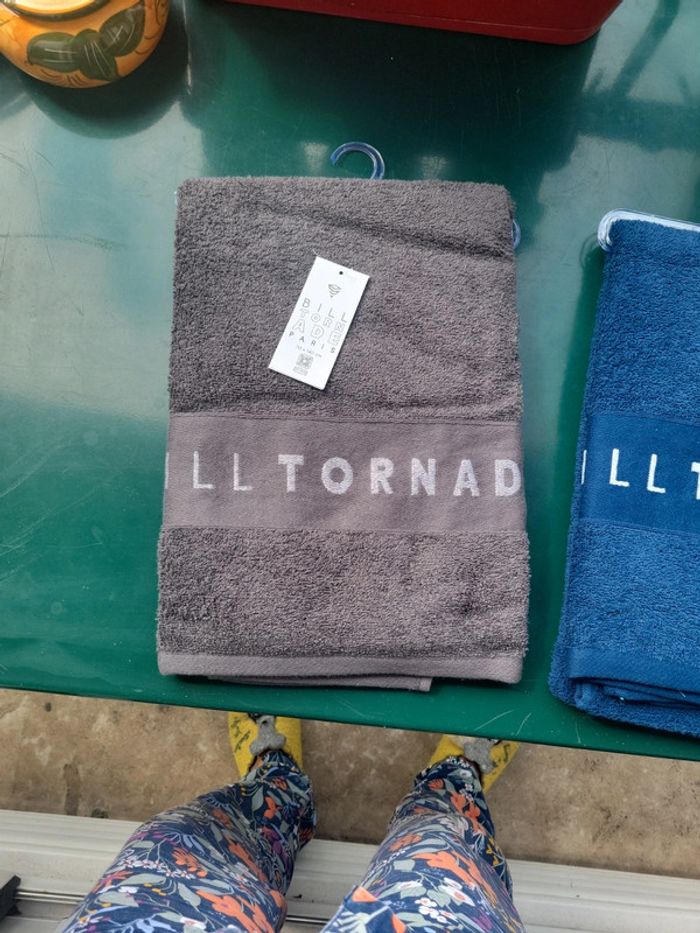 Lot de 2 draps de bain. Neufs. Soldes - photo numéro 6