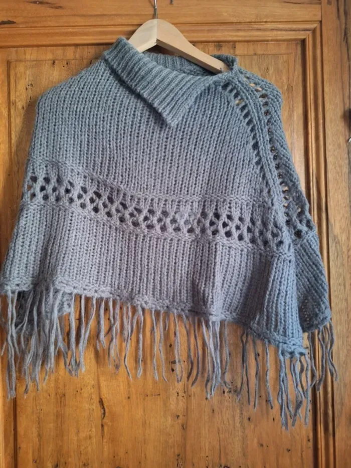 Poncho /cape monoprix - photo numéro 2