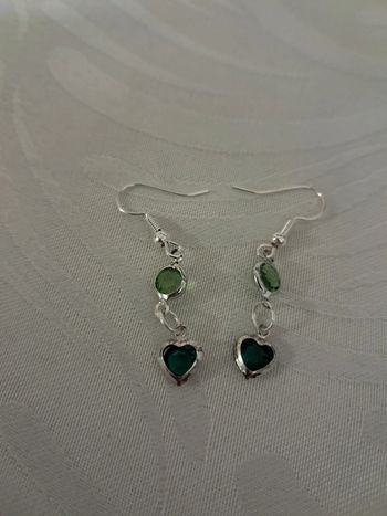 Boucle d'oreille coeur vert