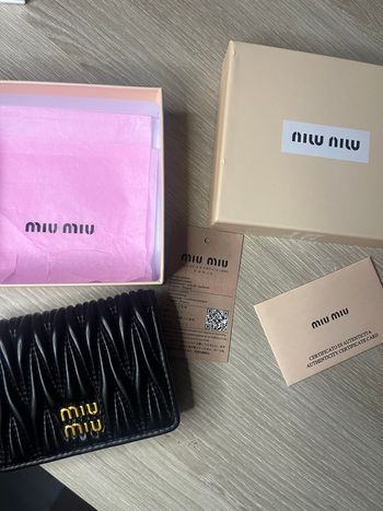 Porte monnaie miu miu noir neuf