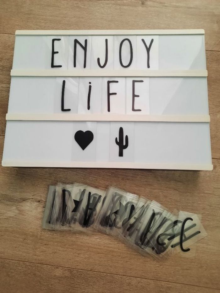 Lightbox lettres Maisons du monde