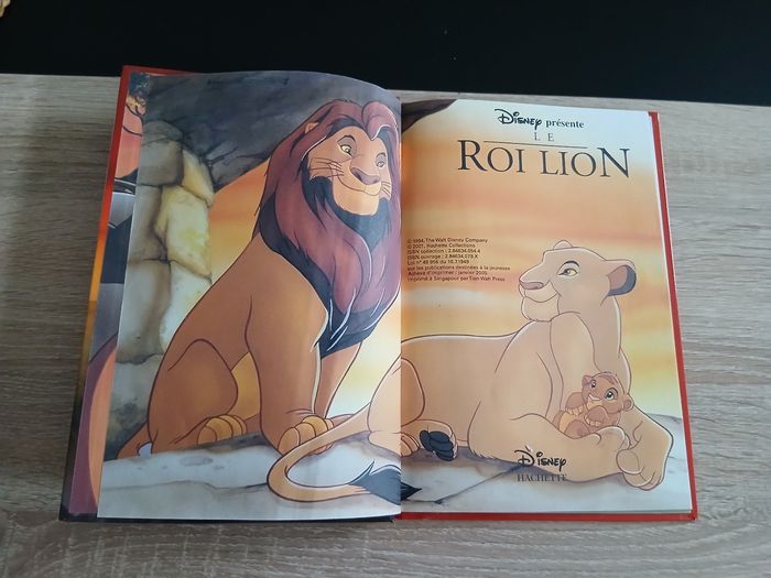 Livre Le Roi Lion - photo numéro 3