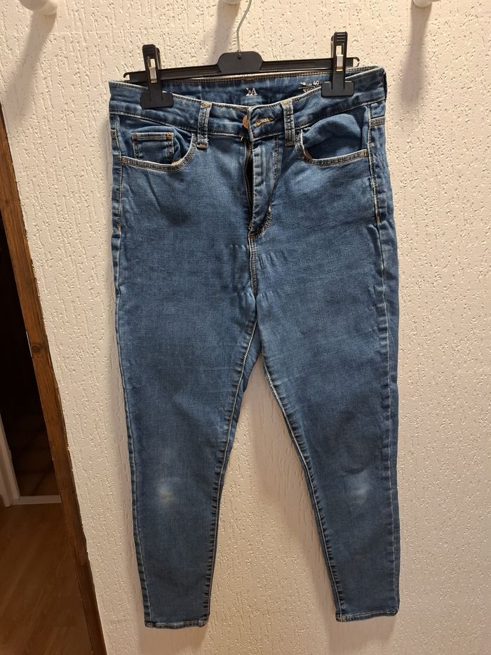 Joli jegging femme C&A 38 taille haute très extensible très bon état