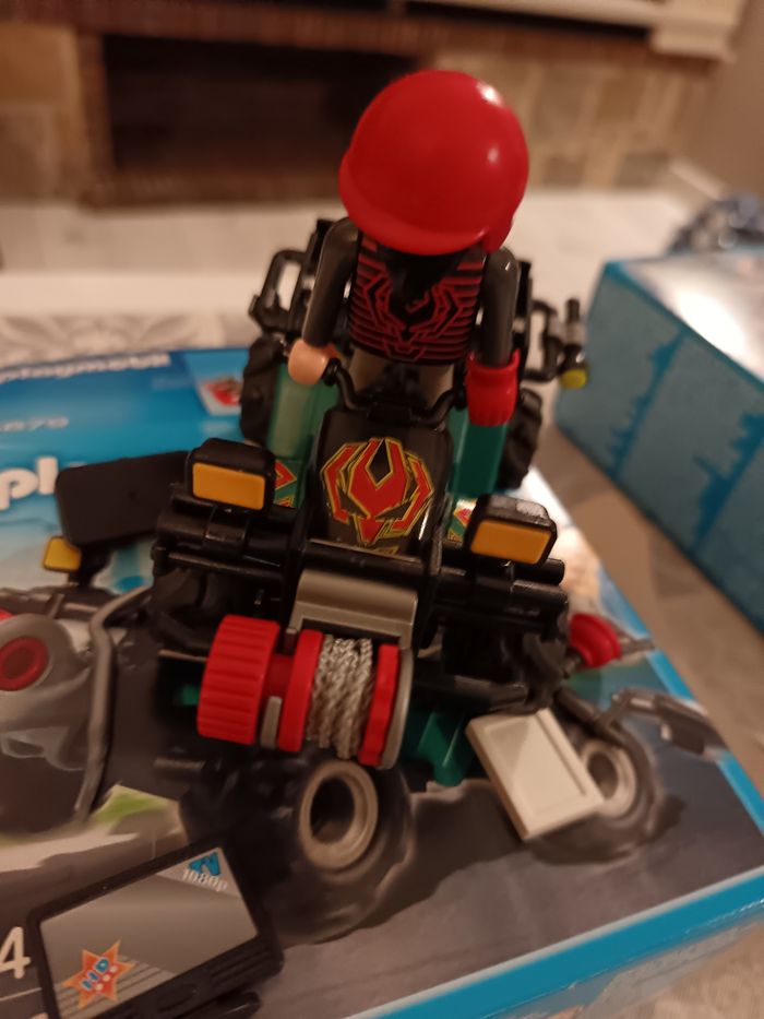 Barrage de Police et voleur - photo numéro 3