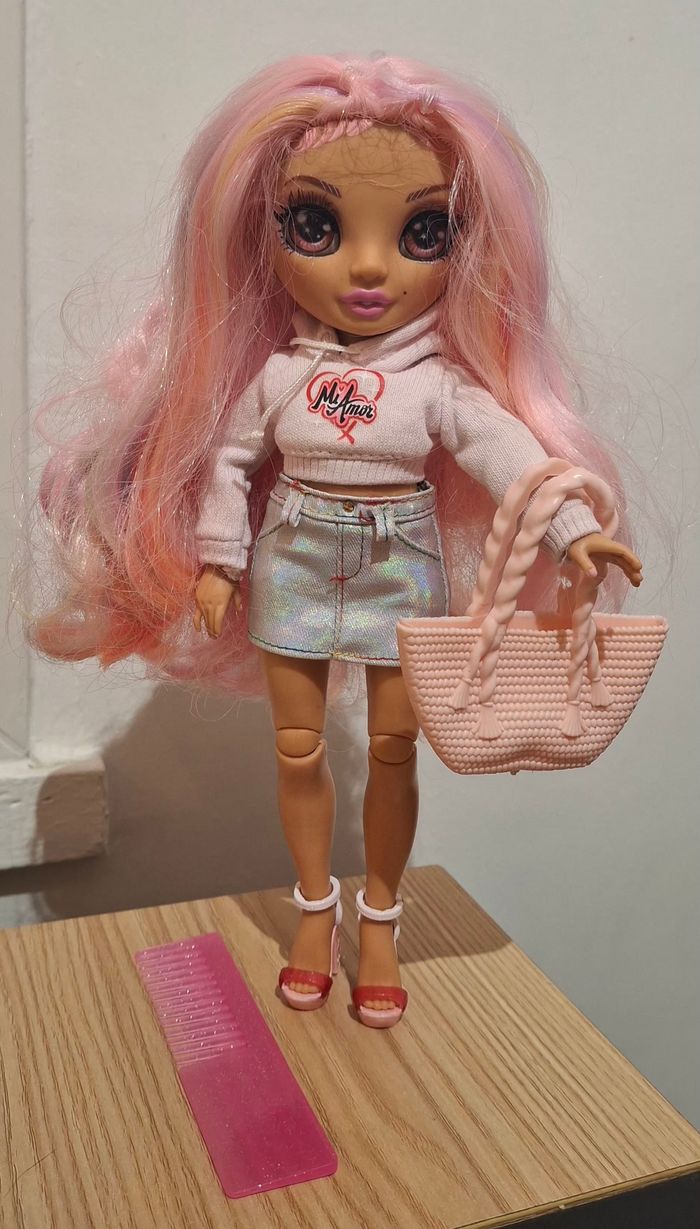 Poupées de collection Rainbow High à l'unité - photo numéro 2