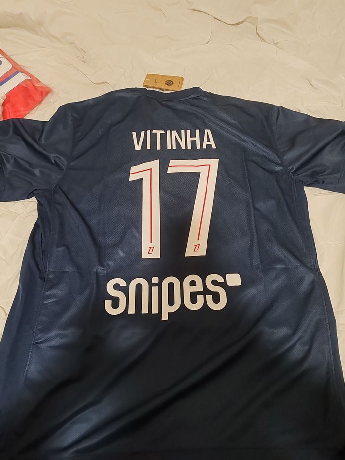 Maillot PSG Vitinha #17 - photo numéro 2