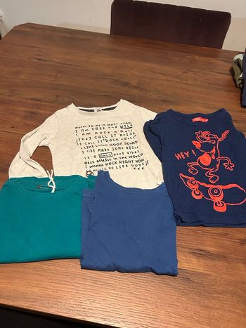Lot de tee shirts 