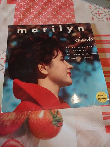 45T Marilyn : Chante 