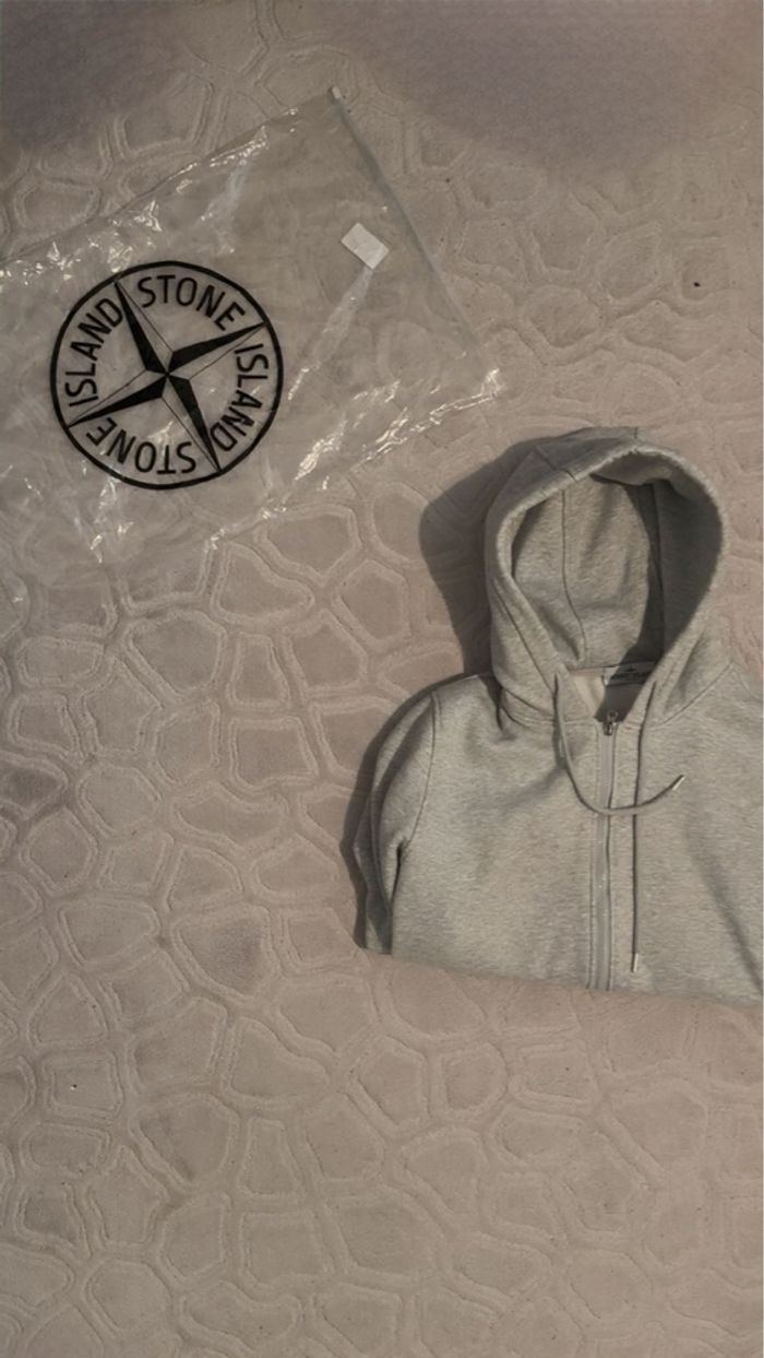 Hoodie, Zip, Gilet Stone Island Gris clair - photo numéro 7