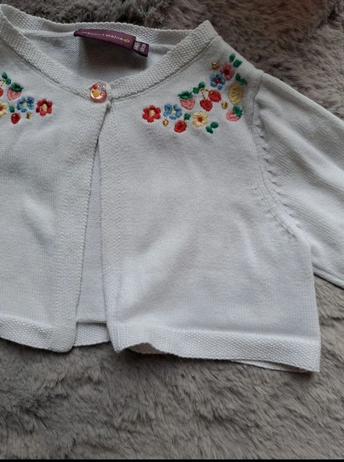 Gilet blanc 6 mois - photo numéro 3