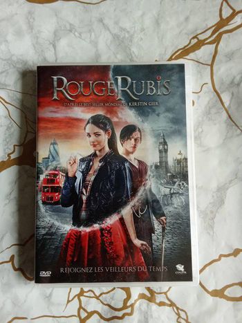 Dvd rouge rubis